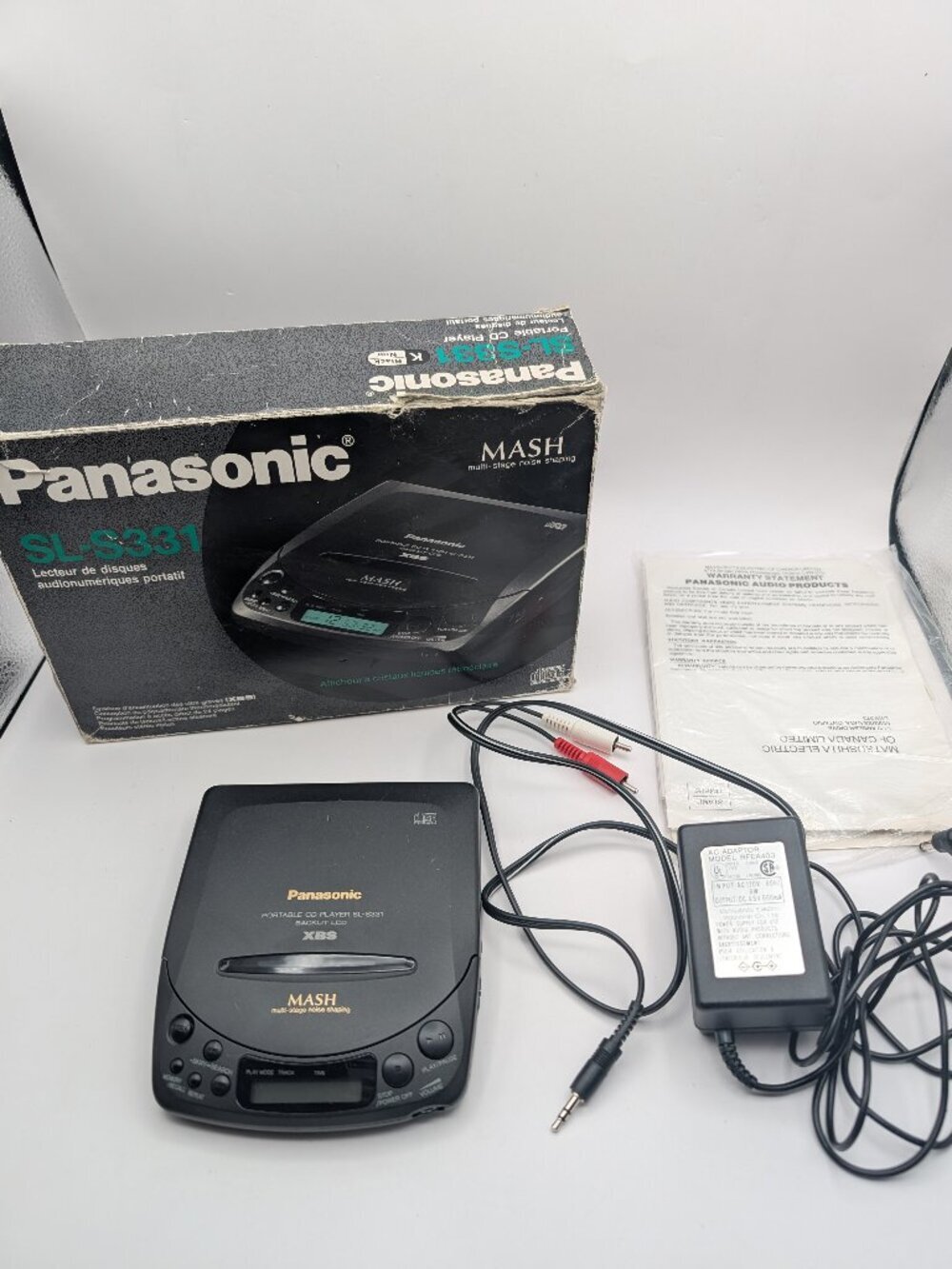 Panasonic SL-S331 Portable CD Player XBS MASH Backlit LCD - TESTED